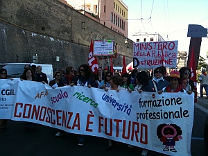 manifestazione-ancona-01